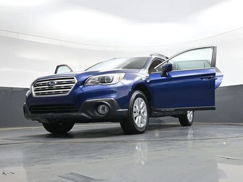 Used 2015 Subaru Outback 2.5i Premium image 42