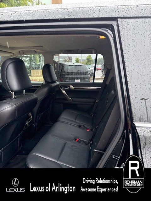 Used 2015 Lexus GX 460 w/ Premium Package AWD/4WD image 10