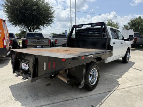 Used 2024 RAM 3500 SLT w/ Quick Order Package 2YG SLT AWD/4WD image 5