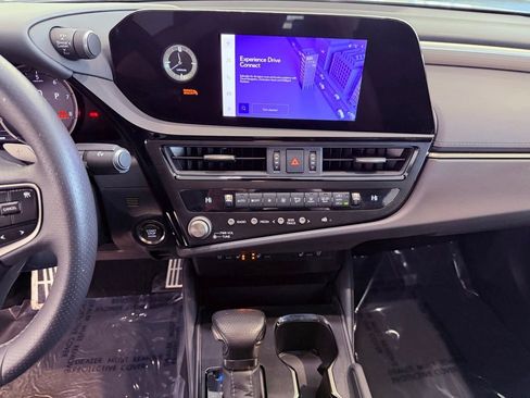 Used 2023 Lexus ES 350 F Sport w/ Accessory Package (Z2) image 24