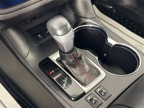 Used 2019 Toyota Highlander XLE image 15