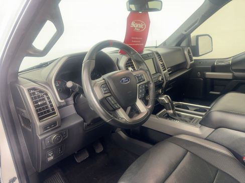 Used 2020 Ford F150 Raptor w/ Equipment Group 802A Luxury image 4