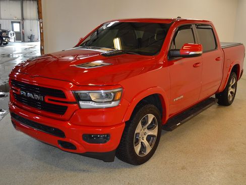 Used 2019 RAM 1500 Laramie w/ Sport Appearance Package image 7