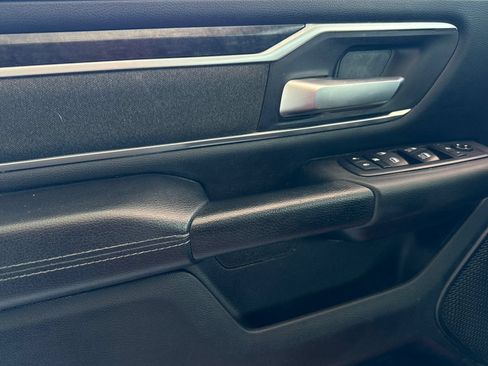 Used 2020 RAM 1500 Big Horn AWD/4WD image 12