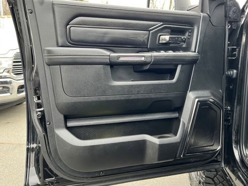 Used 2023 RAM 2500 Limited image 33