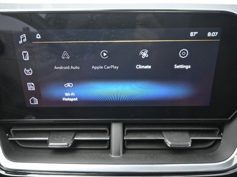 Used 2024 Chevrolet Trax RS w/ Sunroof Package FWD image 15