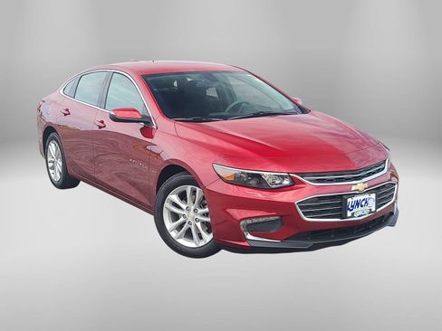Used 2017 Chevrolet Malibu LT FWD image 5