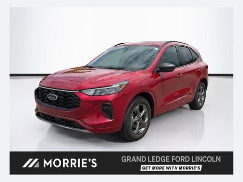 Used 2023 Ford Escape ST-Line w/ Tech Pack #1 AWD/4WD image 1