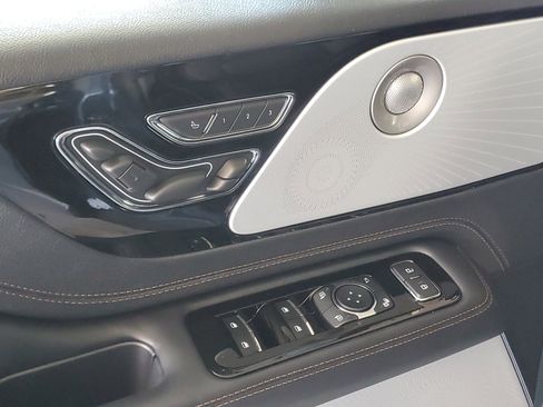 New 2026 Lincoln Aviator Black Label image 9