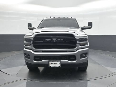 Used 2022 RAM 2500 Laramie w/ Night Edition AWD/4WD image 5
