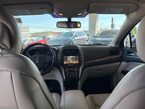 Used 2019 Lincoln MKC Select FWD image 13