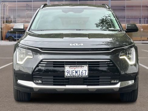 Certified 2024 Kia Niro SX Touring FWD image 6