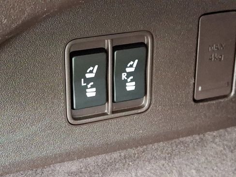 Used 2019 Lexus RX 450hL Premium image 35