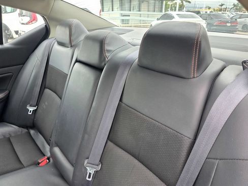 Used 2021 Nissan Altima 2.5 SR FWD image 16
