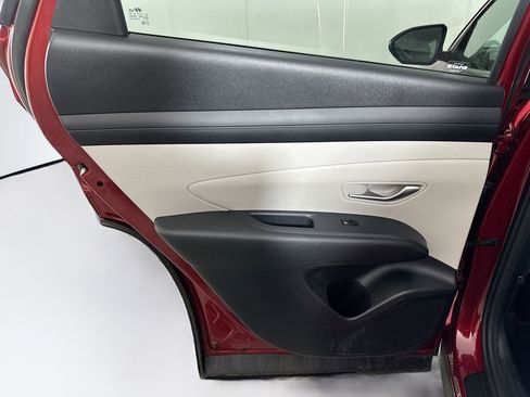 Used 2025 Hyundai Tucson SEL image 25