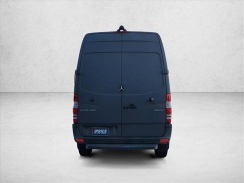 Used 2017 Mercedes-Benz Sprinter 2500 image 7