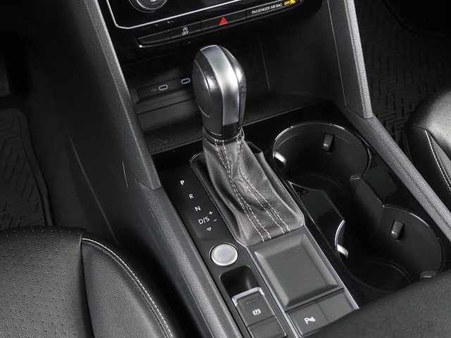 Used 2022 Volkswagen Atlas FWD SE V6 w/ Technology image 21