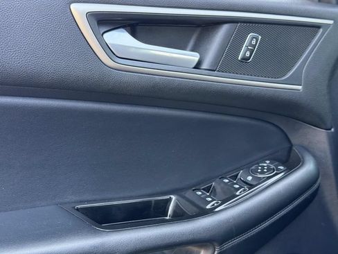 Certified 2020 Ford Edge SEL FWD image 16