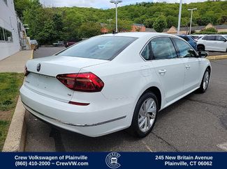 Used 2018 Volkswagen Passat 2.0T SE FWD video 2