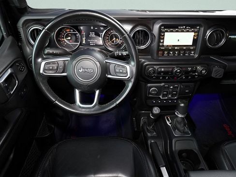 Used 2020 Jeep Wrangler Unlimited Sahara AWD/4WD image 27