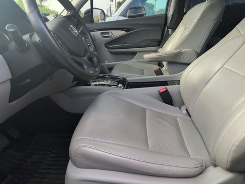 Used 2019 Honda Pilot Elite image 7