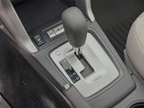 Used 2018 Subaru Forester 2.5i Premium AWD/4WD image 22
