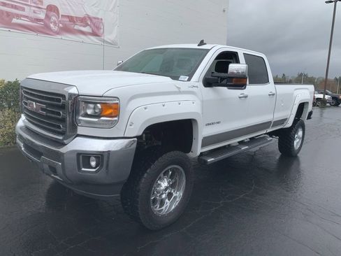 Used 2017 GMC Sierra 2500 SLT image 1