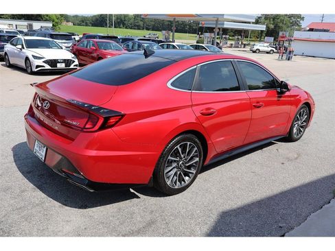 Used 2021 Hyundai Sonata Limited w/ Cargo Package FWD image 5