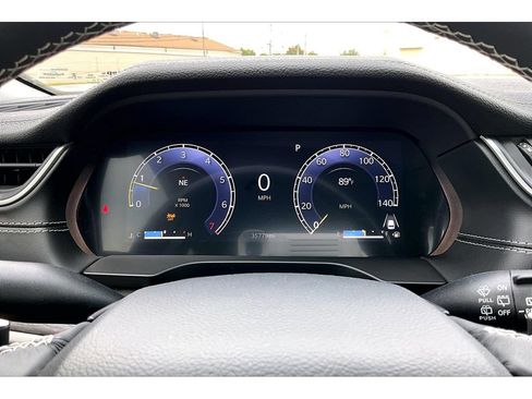 Certified 2022 Jeep Grand Cherokee Limited AWD/4WD image 23