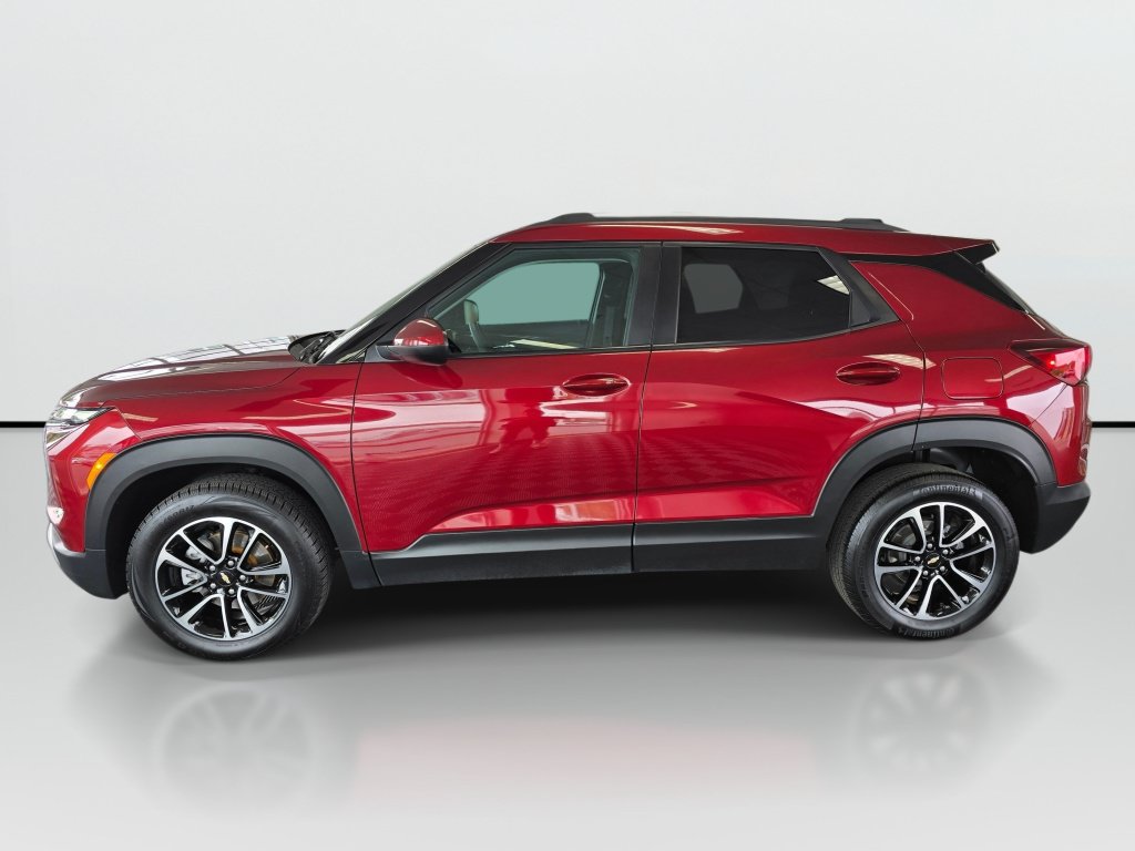 Used 2025 Chevrolet TrailBlazer LT AWD/4WD image 6