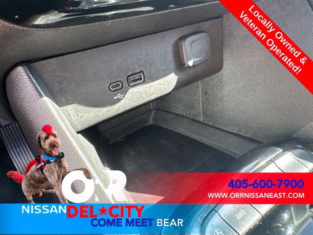 Used 2024 Buick Encore GX Sport Touring AWD/4WD image 28