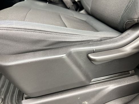 Used 2019 Chevrolet Silverado 1500 Custom w/ Custom Value Package image 14