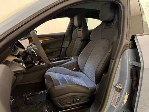 Used 2023 Audi e-tron GT Premium Plus image 5