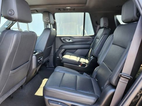 Used 2021 Chevrolet Tahoe LT w/ LT Signature Package AWD/4WD image 14