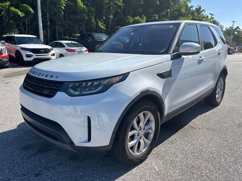 Used 2020 Land Rover Discovery SE AWD/4WD image 5