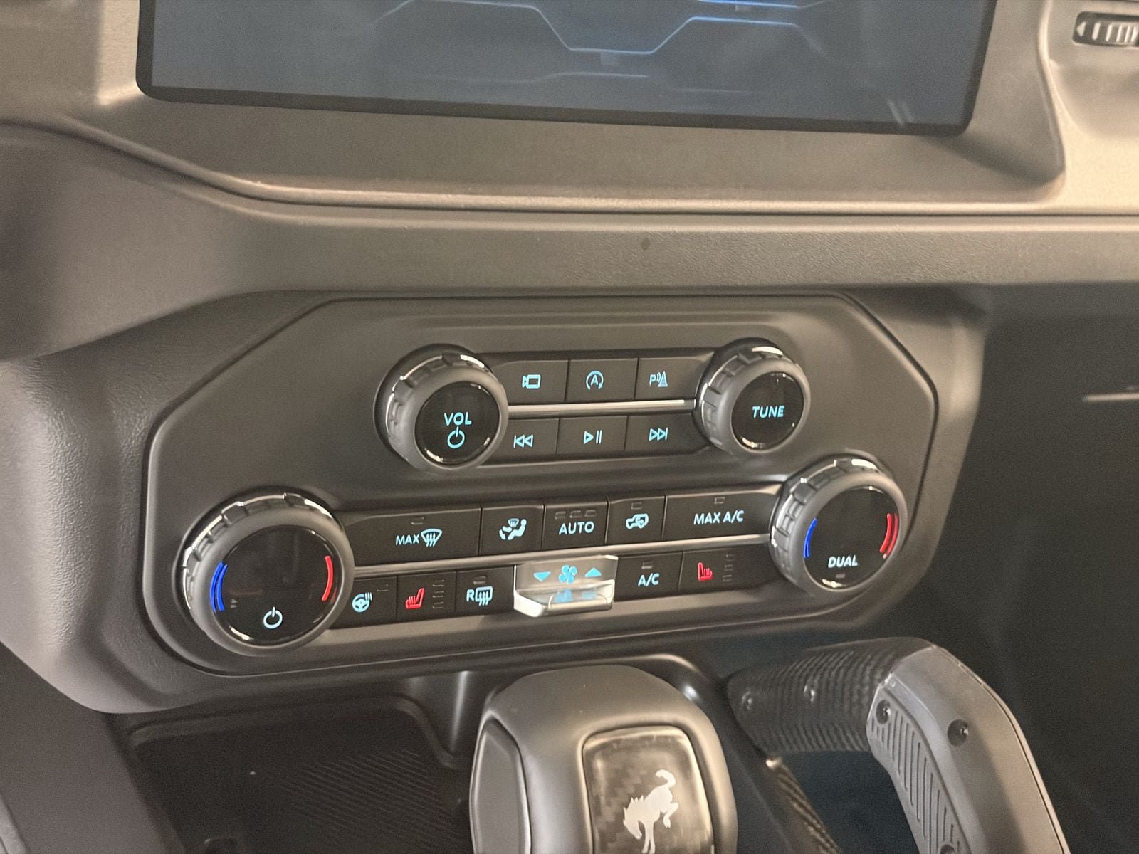 New 2026 Ford Bronco Raptor w/ Interior Carbon Fiber Pack AWD/4WD image 18
