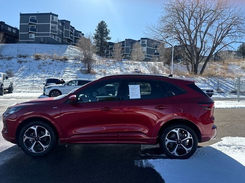 Certified 2023 Ford Escape ST-Line Select w/ Tech Pack #2 image 4