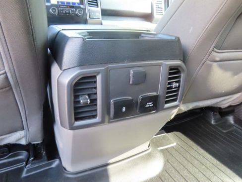 Used 2019 Ford F150 XLT w/ Equipment Group 302A Luxury AWD/4WD image 15