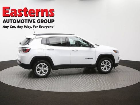 Used 2024 Jeep Compass Latitude AWD/4WD image 38