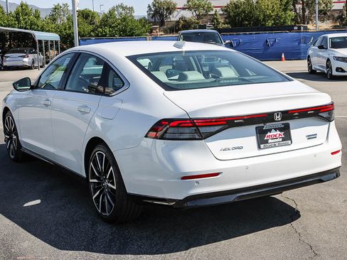 Used 2023 Honda Accord Touring image 8