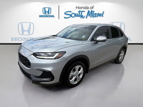 Used 2024 Honda HR-V LX image 3