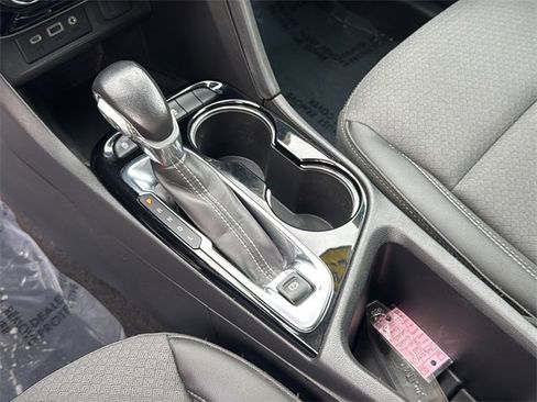 Used 2023 Buick Encore GX Select image 18