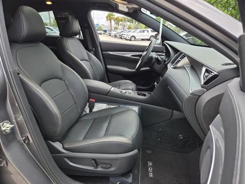 Used 2025 INFINITI QX55 Luxe w/ Cargo Package AWD/4WD image 23