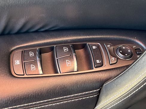 Used 2018 Nissan Armada SL w/ Moonroof Package AWD/4WD image 14
