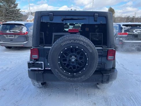 Certified 2018 Jeep Wrangler Unlimited Sport S image 5
