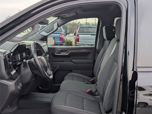 Used 2022 Chevrolet Silverado 1500 LT Trail Boss image 17