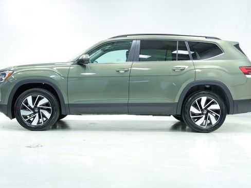 New 2026 Volkswagen Atlas SE FWD image 4