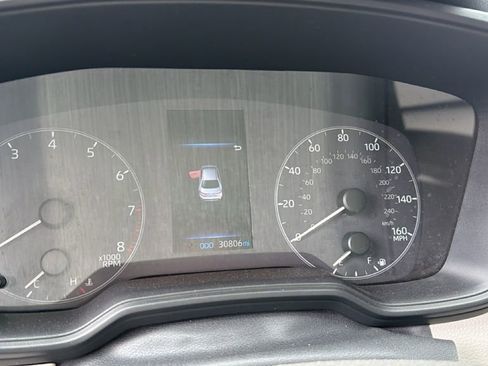 Used 2025 Toyota Corolla LE image 13