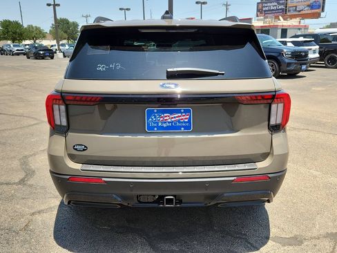 New 2026 Ford Explorer ST-Line RWD image 10