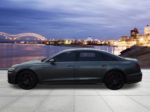 Used 2025 Audi S8 AWD/4WD image 2